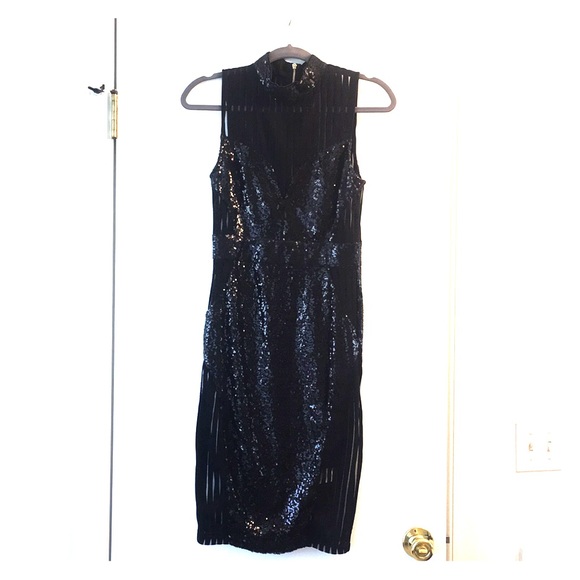 Black sequin dress - Picture 1 of 3